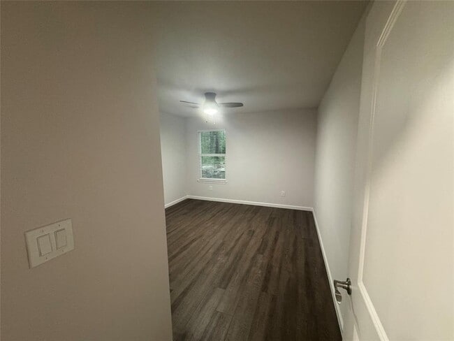 Building Photo - 15542 Towerwood Dr