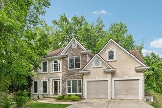 Building Photo - 3355 Golfe Links Dr