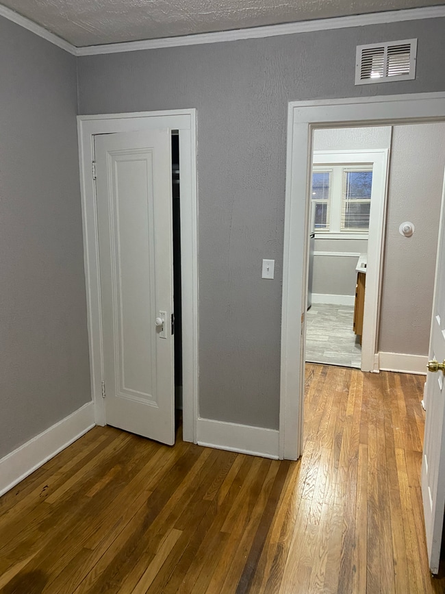 Building Photo - 14948 Stoepel St