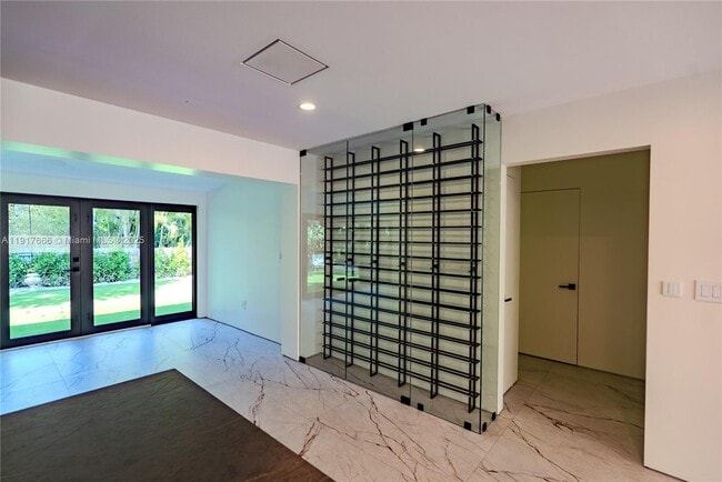 Building Photo - 3711 Battersea Rd