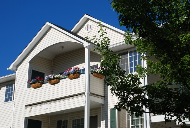 Building Photo - Granite Court Apartments