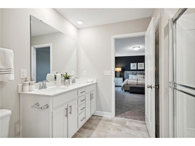 Building Photo - Beautiful 3bed 3bath Lennar smart home for lease in Otsego