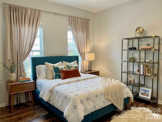 Building Photo - 8734 Arrowhead Pl Ln