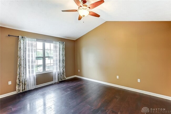 Building Photo - 2327 Polo Park Dr
