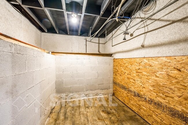 Building Photo - 330 Harlem Ave