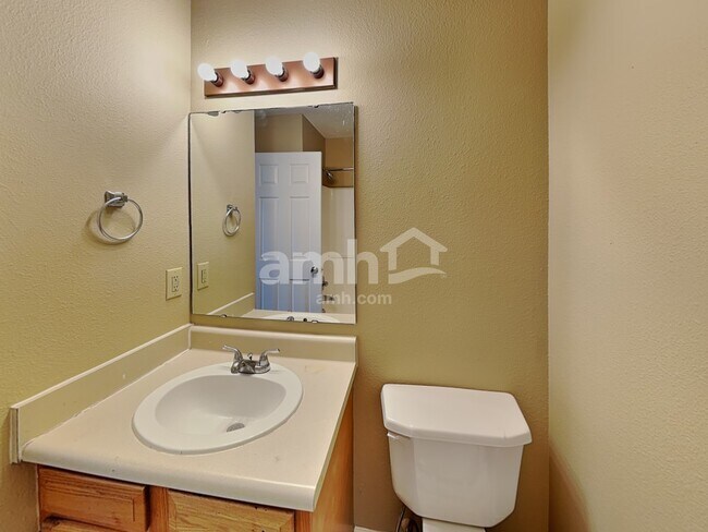 Building Photo - 17378 Austrian Pine Way