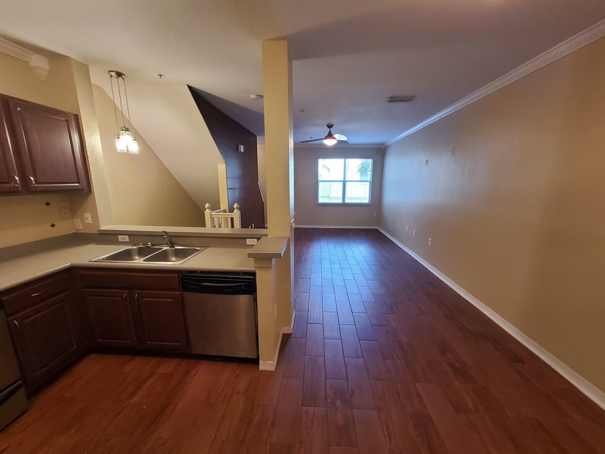 Building Photo - 1606 Legacy Park Dr