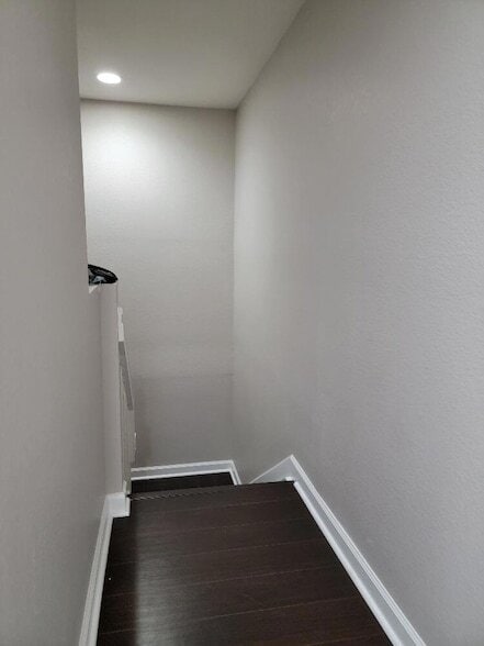 Building Photo - 3503 Shoma Dr