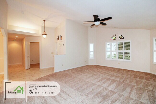 Building Photo - 1720 Capistrano Walk