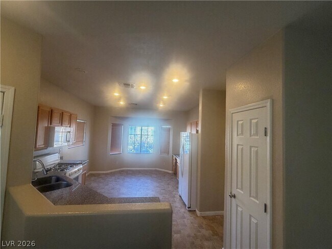 Building Photo - 9915 Elkhead Creek Way
