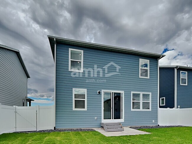 Building Photo - 3572 N Annabell St