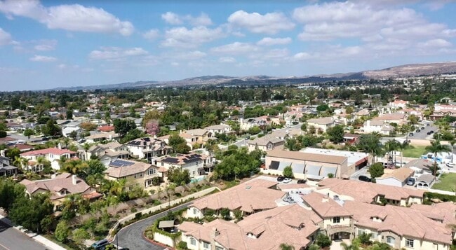 Building Photo - 17578 Orange Dr