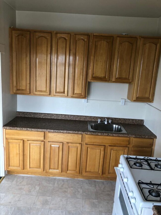 Building Photo - 1 bedroom in San francisco CA 94117