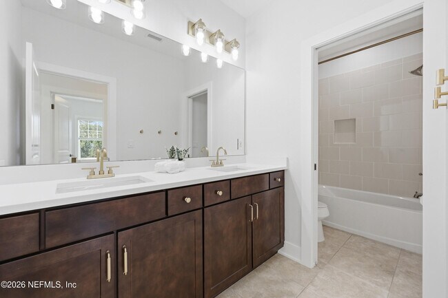 Building Photo - 142 Seabrook Dr