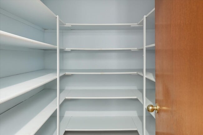 Building Photo - 29766 Tioga Dr