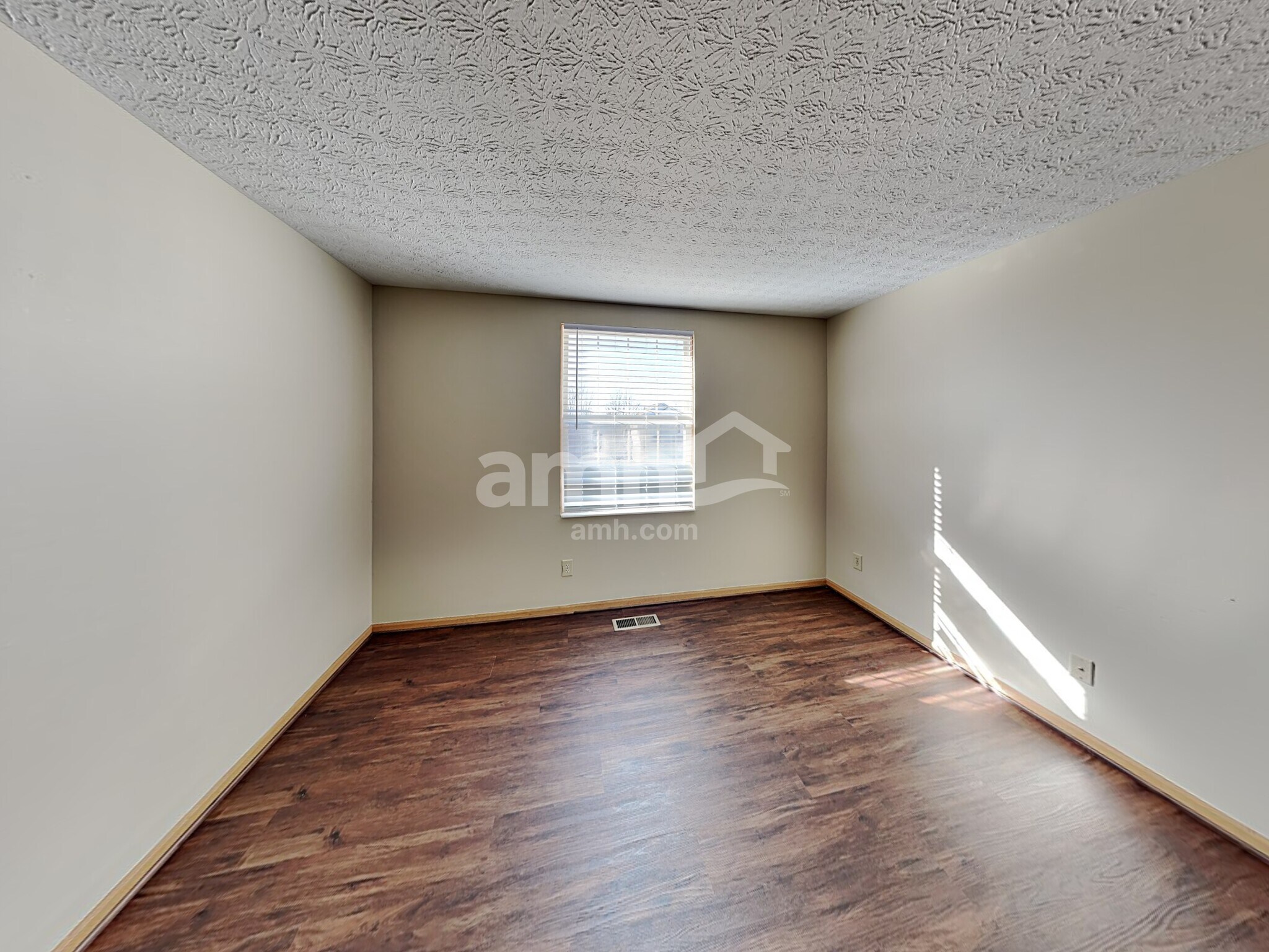 Building Photo - 3184 Legion Ln