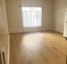 Building Photo - 619 Normandie Ave