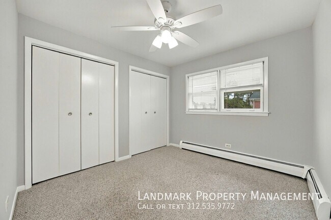 Building Photo - 448 Lincoln Ln