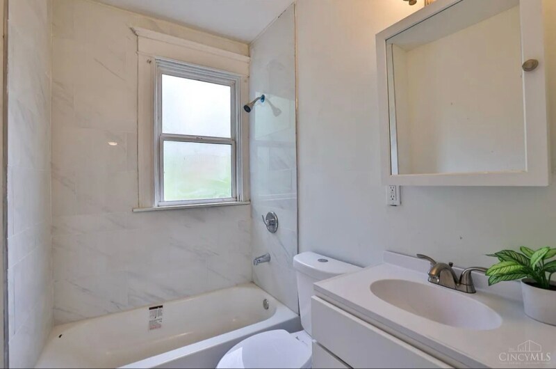 Building Photo - 812 Fairbanks Ave