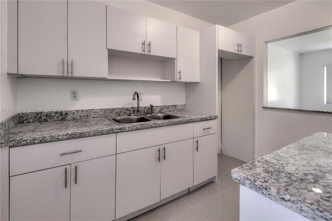 Building Photo - 14115 NW 5th Ave