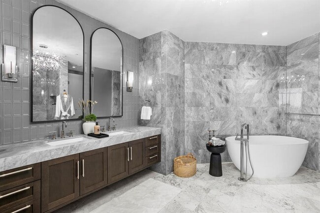 Building Photo - 3101 Bayshore Blvd