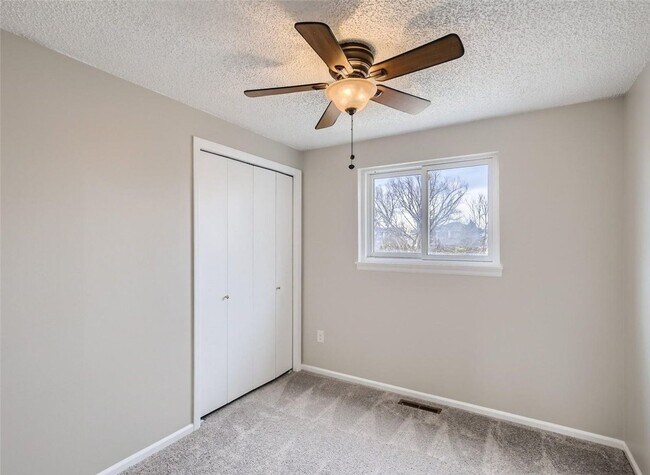 Building Photo - Beautiful Home Near Mcintosh Lake