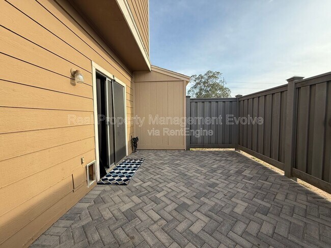 Building Photo - 18626 N 34th Ave