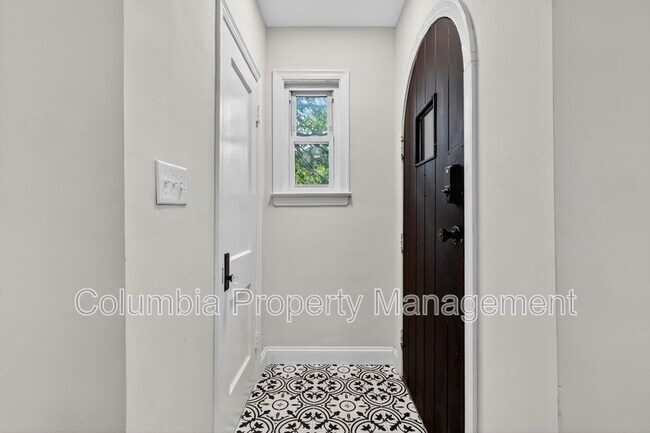 Building Photo - 5221 2nd St NW