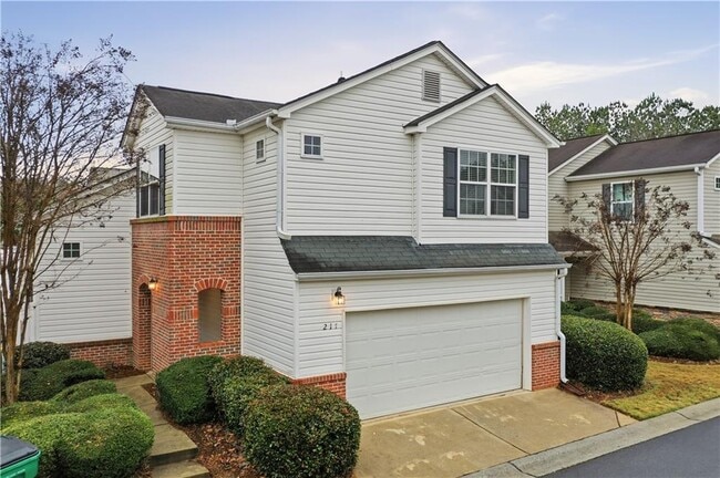 Building Photo - 217 Hiawassee Dr