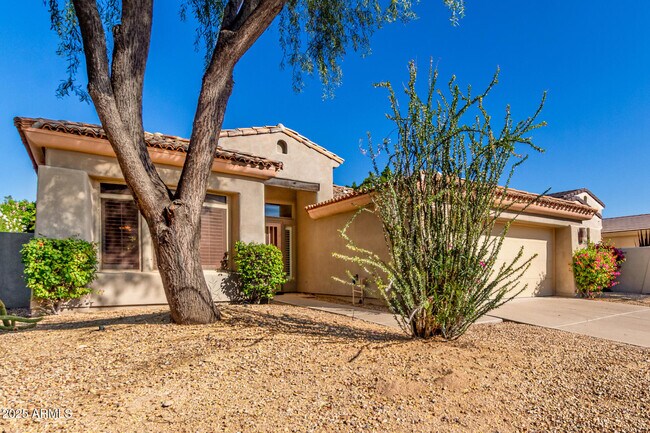 Building Photo - 8250 E Mountain Spring Rd