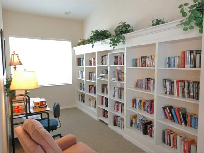 Building Photo - 7202 L Pavia Blvd