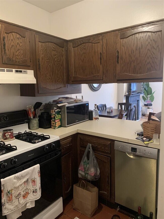 Building Photo - 1216 Washington St