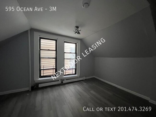 Building Photo - 595 Ocean Ave