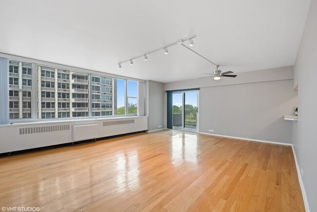 Building Photo - 4250 N Marine Dr