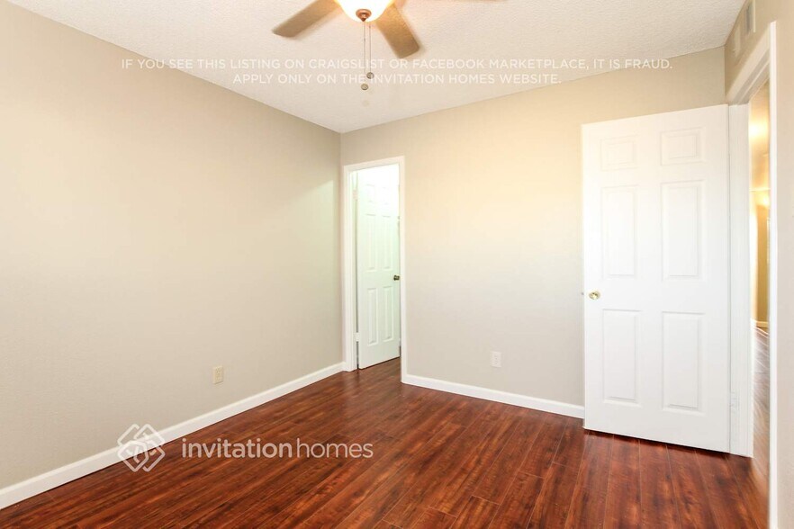 Building Photo - 14419 N 52nd Ln