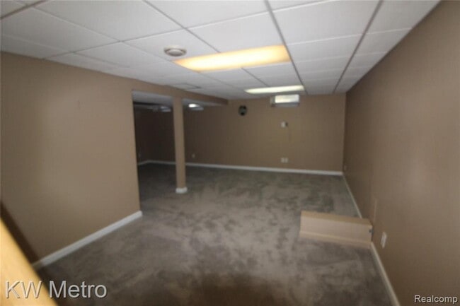 Building Photo - 311 Woodlawn Ave
