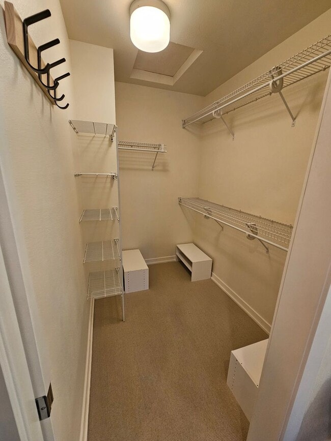 Building Photo - MOVE IN SPECIAL! 1/2 OFF FIRST MONTH'S REN...