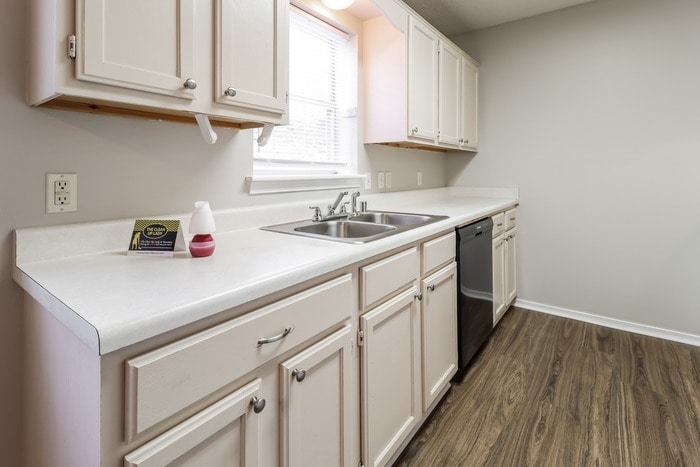 Building Photo - 13201 Hummingbird Ln