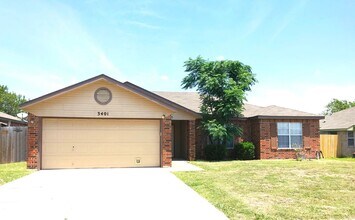 Building Photo - 3-Bedroom House for Rent in Killeen