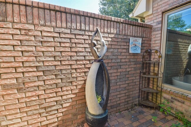 Building Photo - 4510 Elmstone Ct
