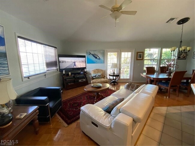 Building Photo - 950 Moody Rd