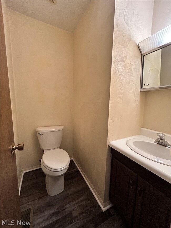 Building Photo - 123 Orchard Dr