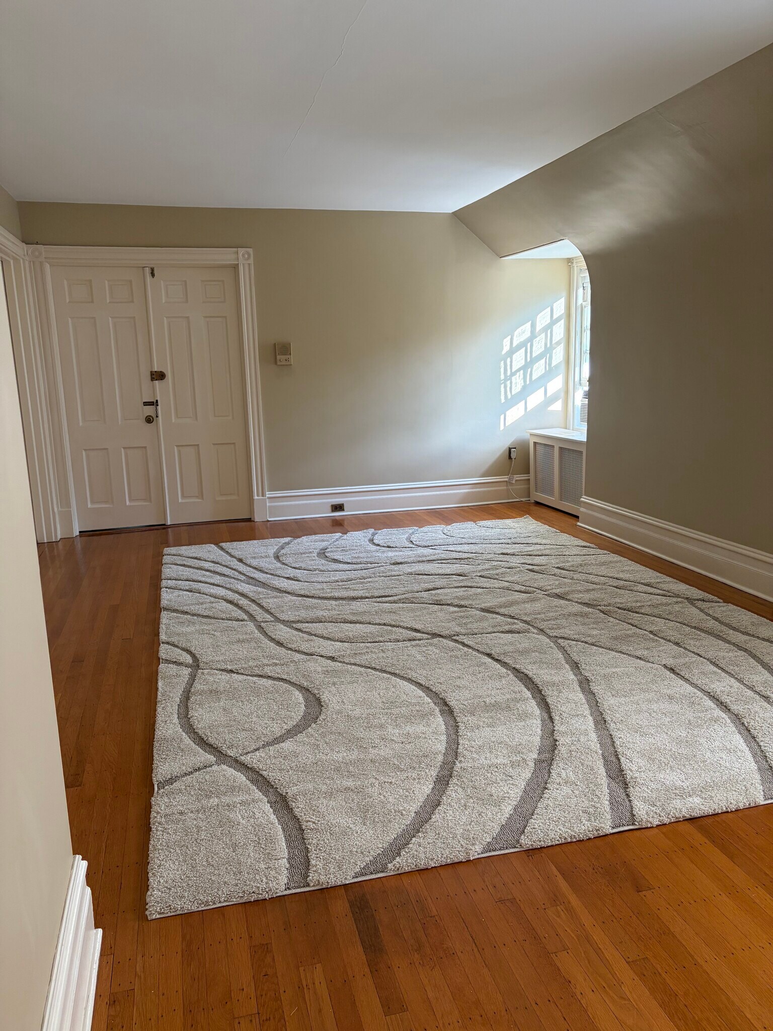 living room - 7709 Cherokee St