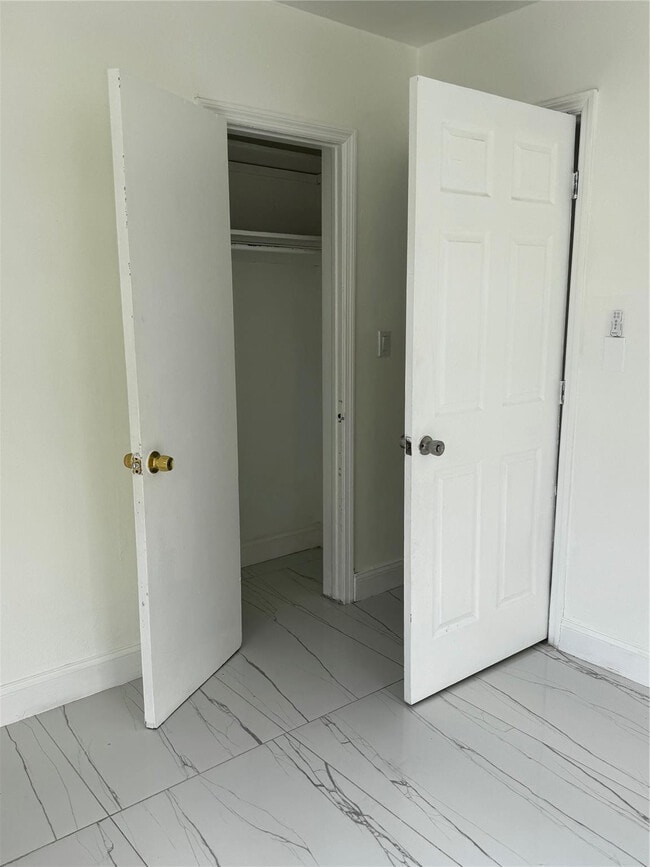 Building Photo - 1020 Indiana Ave