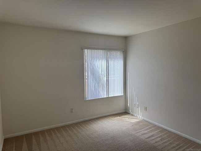 Building Photo - 10016 Maya Linda Rd