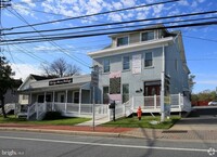 Building Photo - 218 Main St