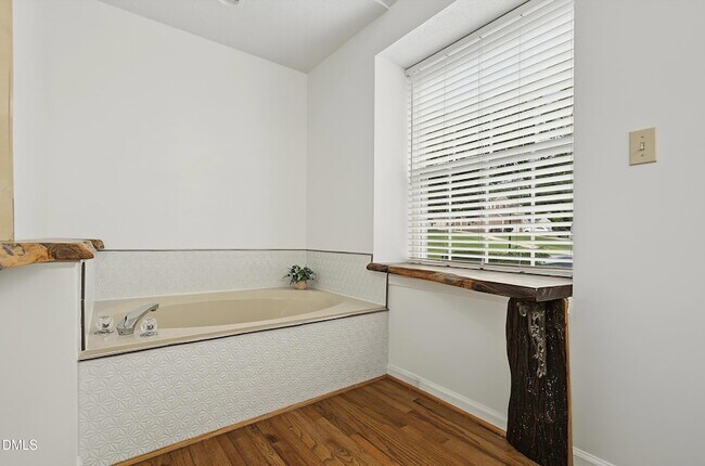 Building Photo - 106 Dilworth Ct