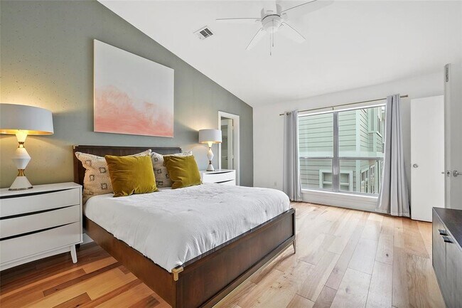 Building Photo - 6140 Grand Blvd