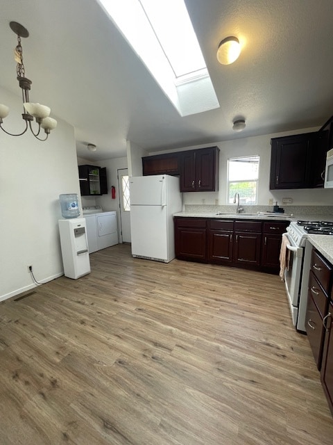 Building Photo - 23686 Lodge Dr