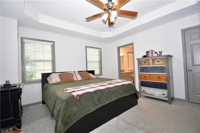 Building Photo - 2582 Candler Way
